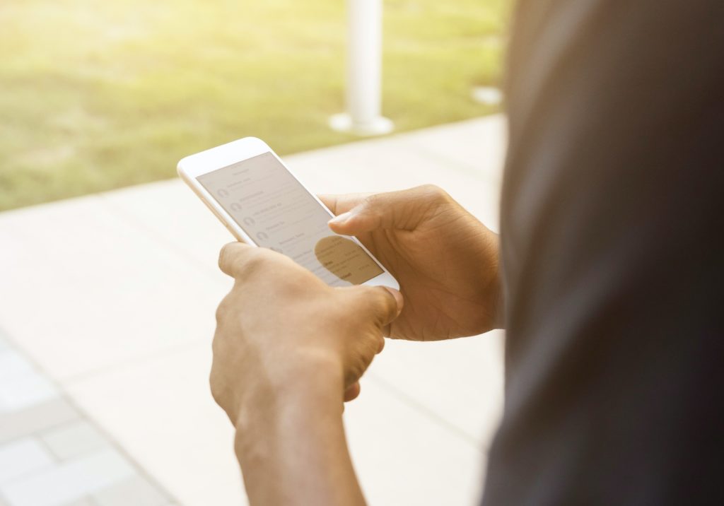 messenger linkedin sales navigator unsplash