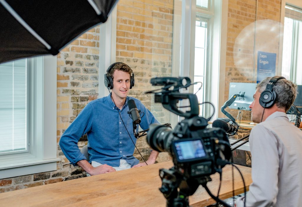 webinar austin distel unsplash
