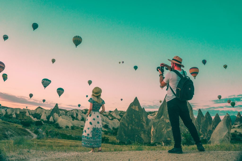 influenceur voyage mesut kaya unsplash