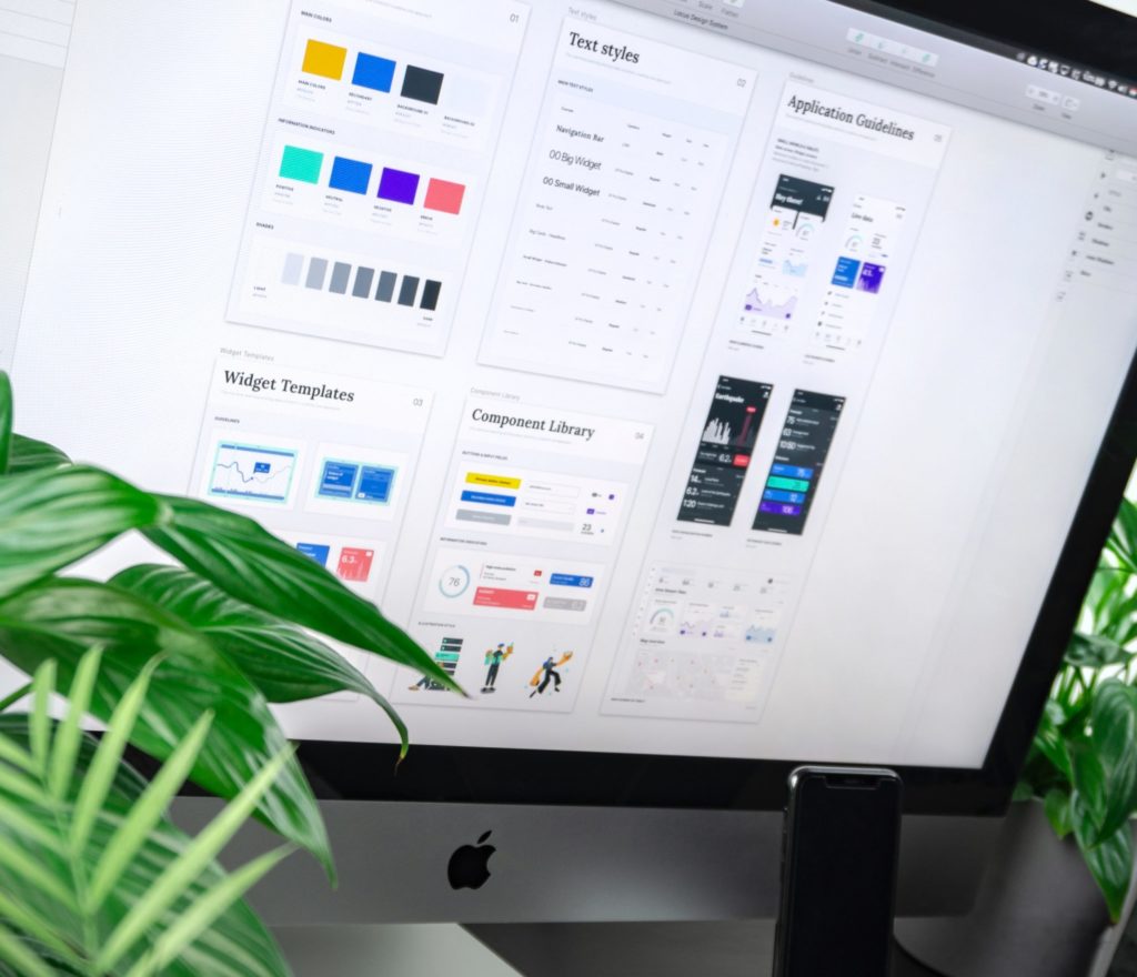 directeur creation balazs ketyi unsplash scaled e1623824678238