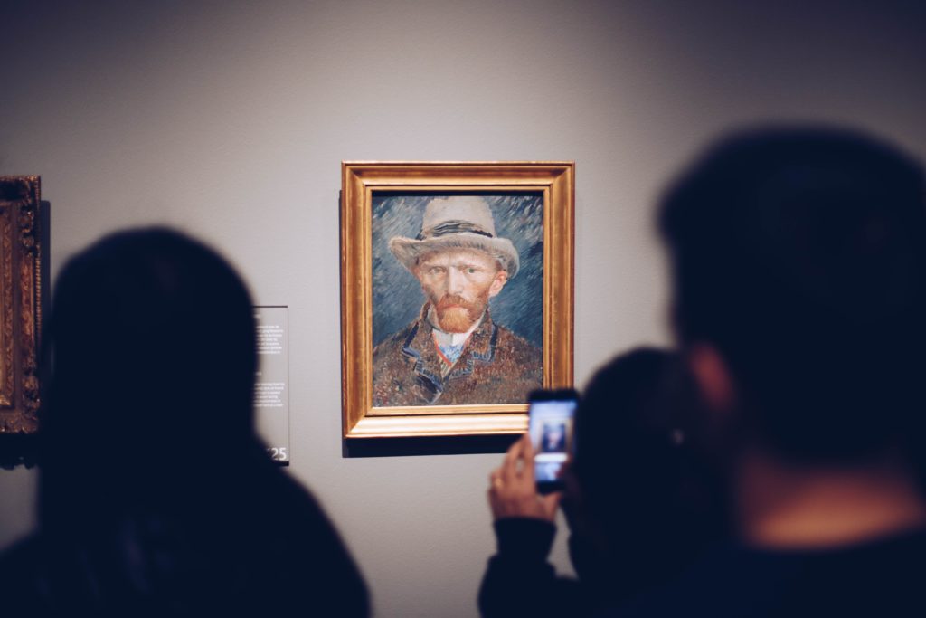 culture digital stale grut unsplash